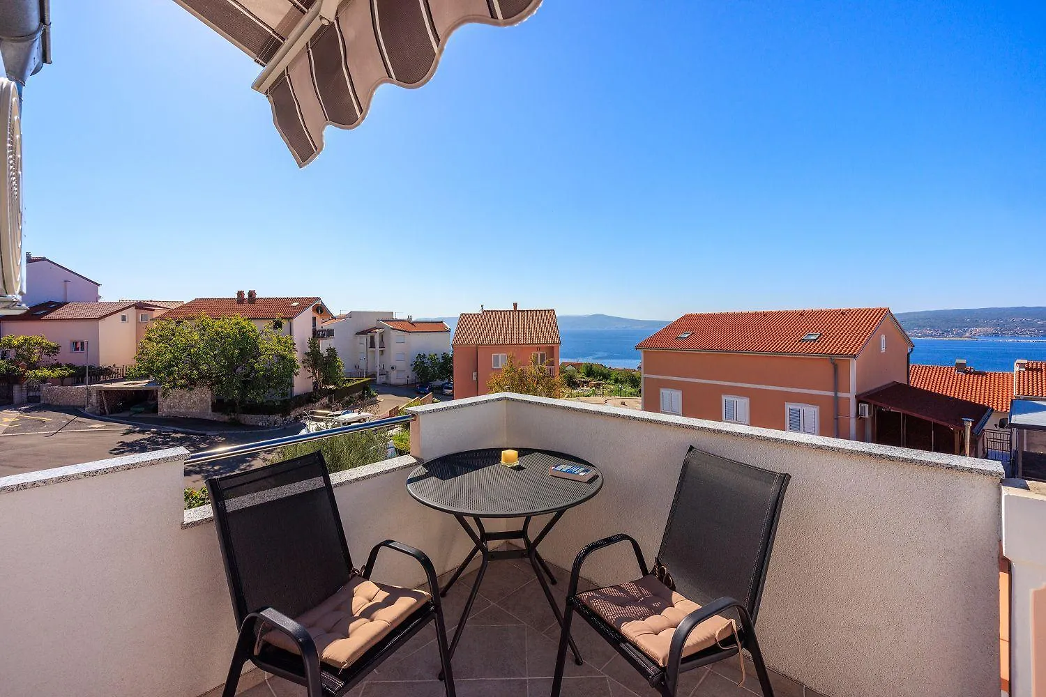 Idyllisches Studio-Apartment Mit Grandiosen Meerblick, Privatparkplatz, Wifi Crikvenica